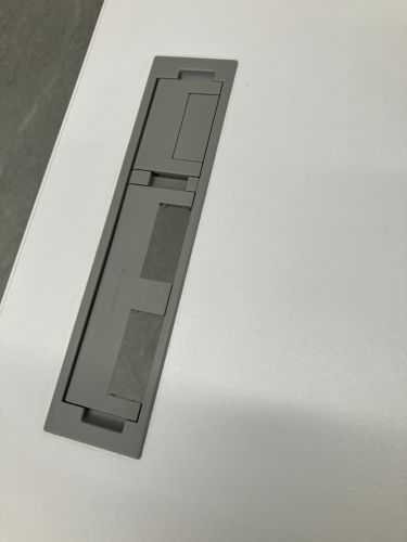 オカムラSwift(スイフト)シリーズ 電動昇降式1750L型デスク 商品画像4