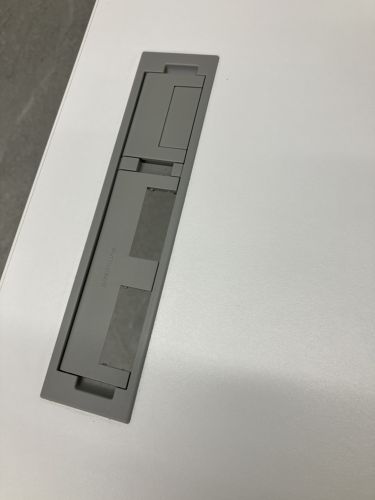 オカムラSwift(スイフト)シリーズ 電動昇降式1750L型デスク 商品画像4