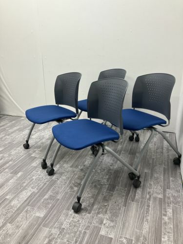 アイコスタッキングチェア4脚セット 商品画像1