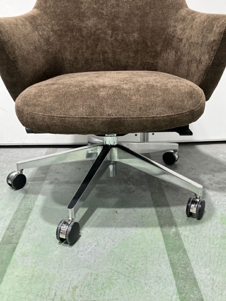 アイコ固定肘付役員チェア 商品画像12