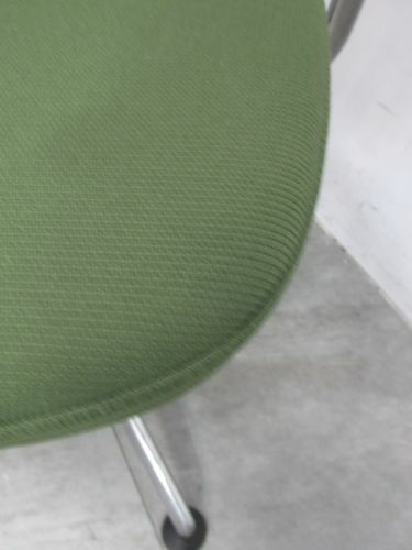 オカムラContessa seconda(コンテッサセコンダ)オートリターンシリーズ コンテッサセコンダチェア 商品画像4