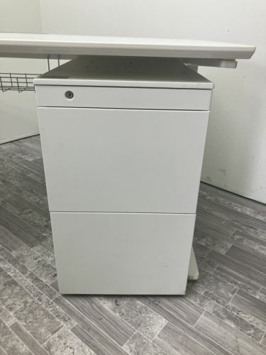 オカムラPro Unit(プロユニット)シリーズ 1400平デスク＋ワゴンセット 商品画像5