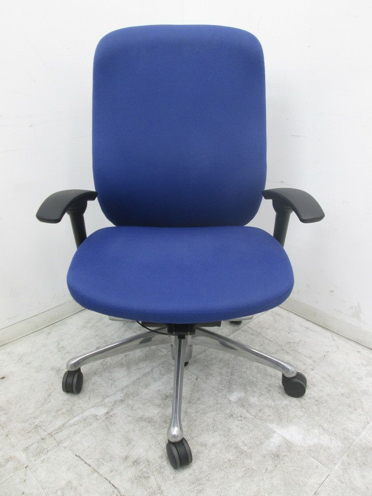 オカムラZephyr(ゼファー)シリーズ 可動肘付ゼファ―チェア 商品画像2