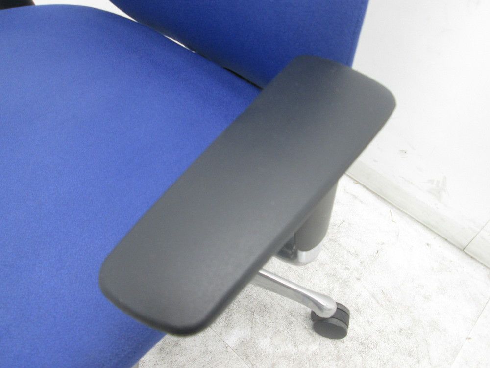 オカムラZephyr(ゼファー)シリーズ 可動肘付ゼファ―チェア 商品画像7