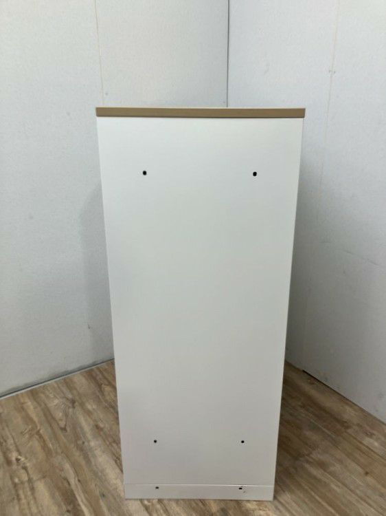 イトーキeSキャビネット(エスキャビネット)シリーズ 天板付き3扉スライド書庫 商品画像5