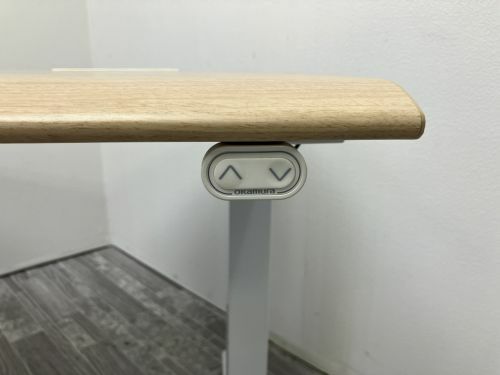 オカムラ電動昇降式1150デスク 商品画像4