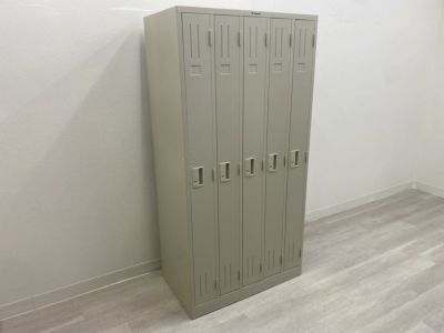 東京鋼器 5人用ロッカー