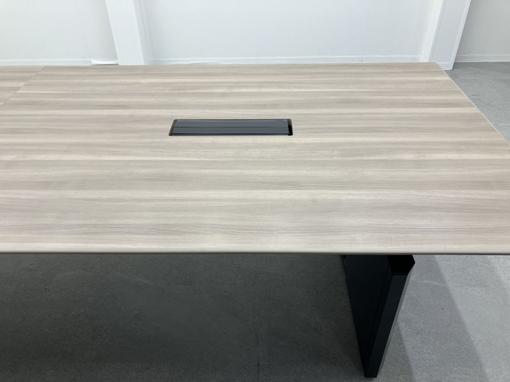 オカムラSwift(スイフト)シリーズ 電動昇降式3600ミーティングテーブル 商品画像4