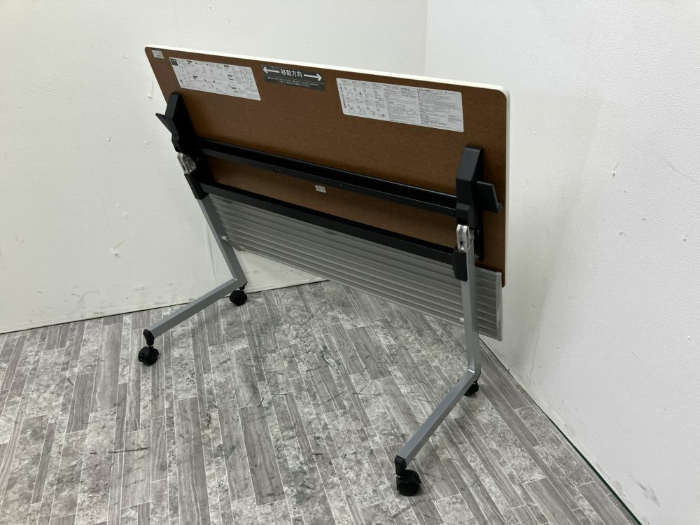 イトーキHXシリーズ 1200サイドスタックテーブル 商品画像5