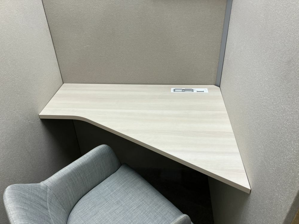 オカムラdrape（ドレープ）シリーズ 1人用ワークブースセット 商品画像6