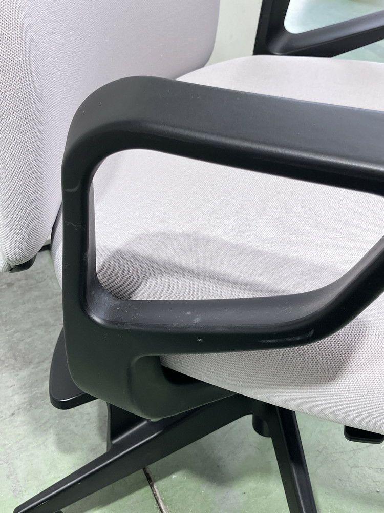 コクヨ固定肘付エルアチェア 商品画像14