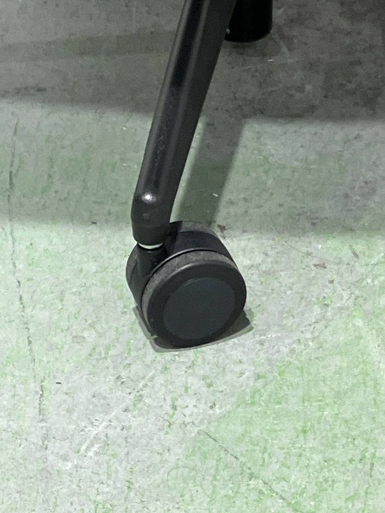 コクヨBezel(ベゼル)チェア 固定肘付ベゼルチェア　　 商品画像10