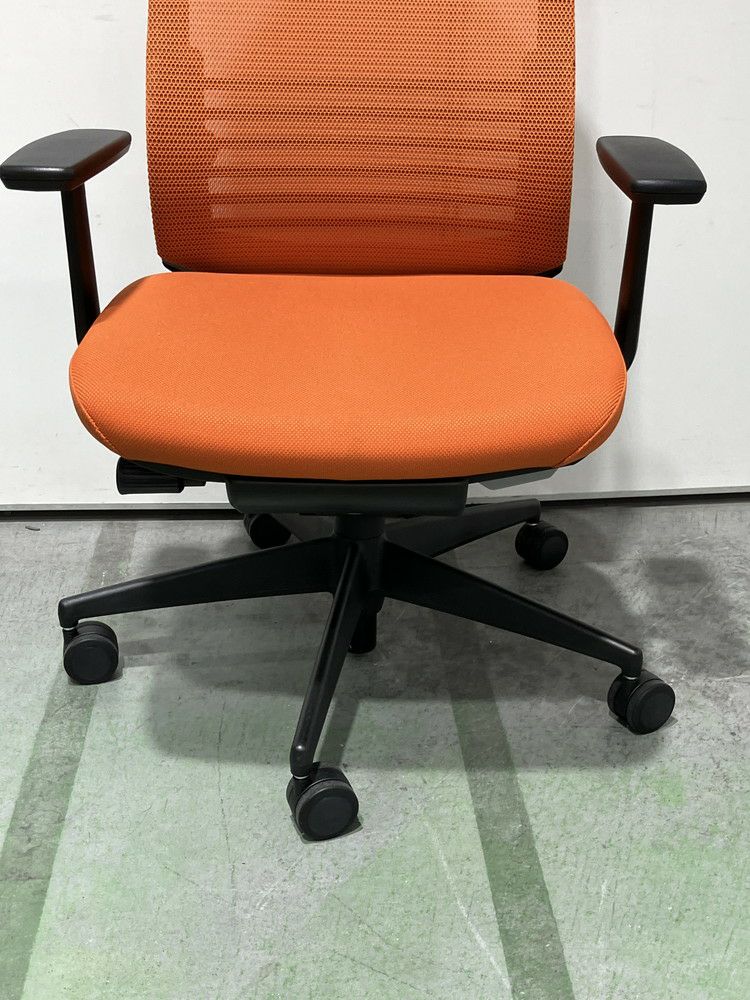 コクヨBezel(ベゼル)チェア 固定肘付ベゼルチェア　　 商品画像17