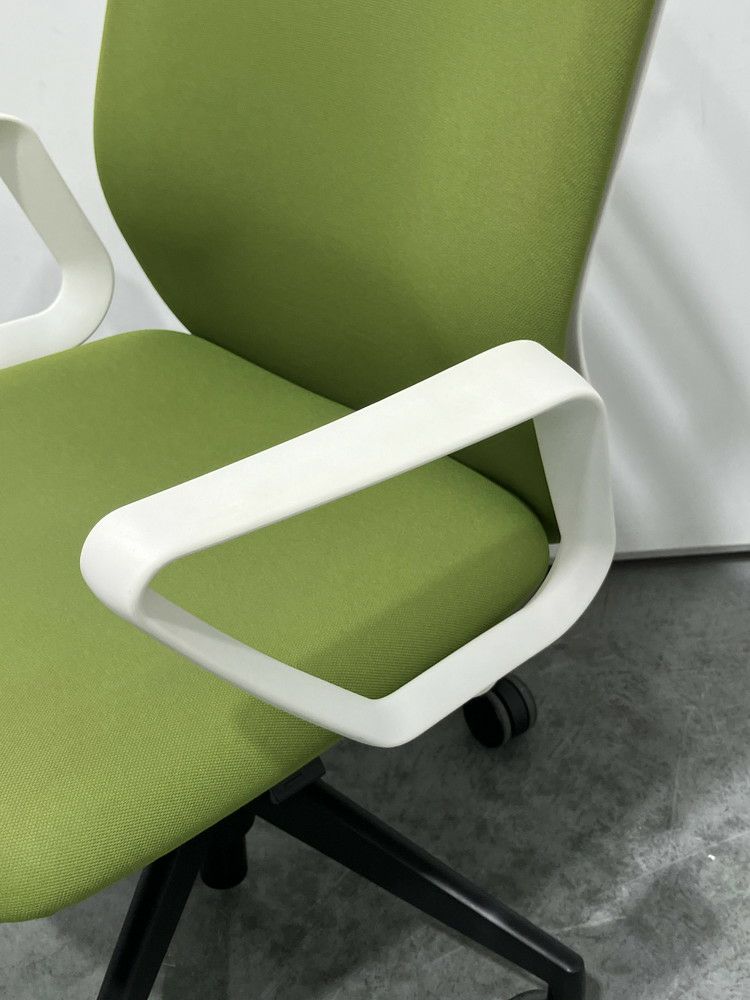 ウチダ（内田洋行）KRENE（クレネ）チェア 固定肘付クレネチェア 商品画像13