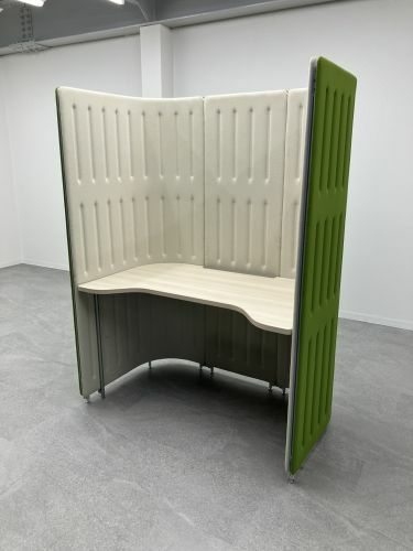 オカムラ マッフルシリーズ 1人用ワークブース