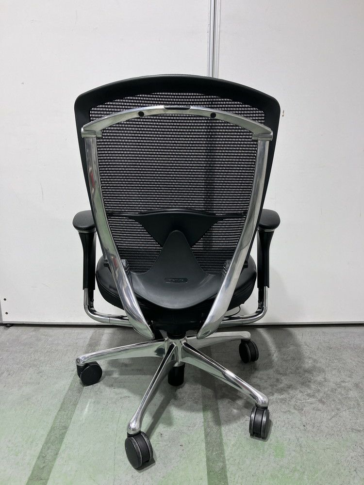 オカムラ可動肘付コンテッサチェア 商品画像4