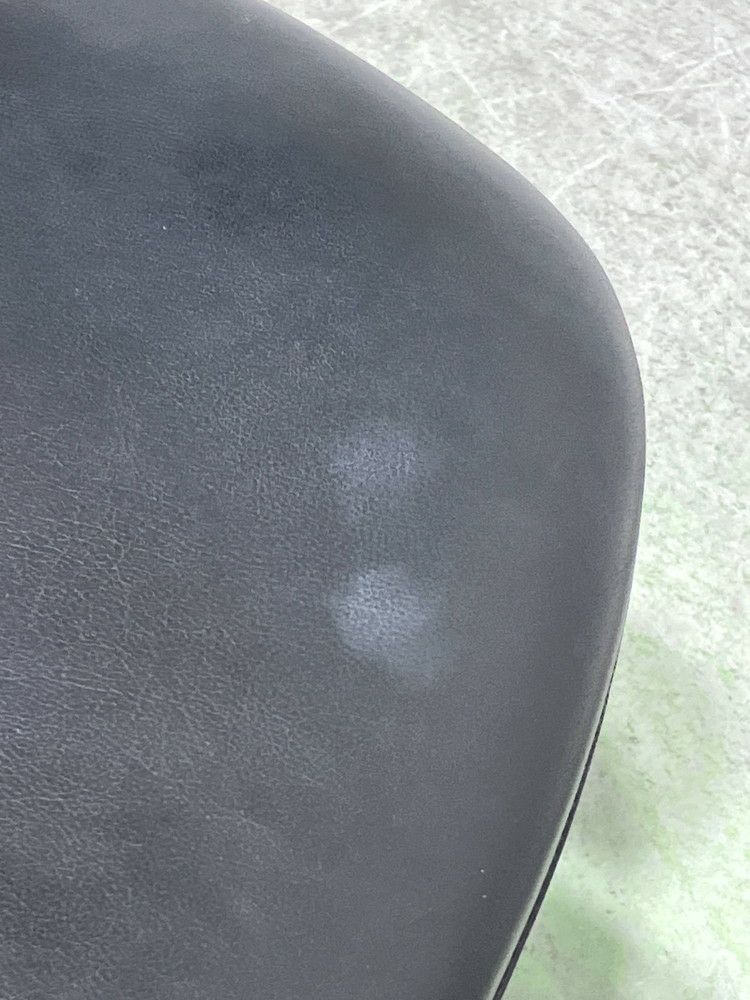 オカムラ可動肘付コンテッサチェア 商品画像7