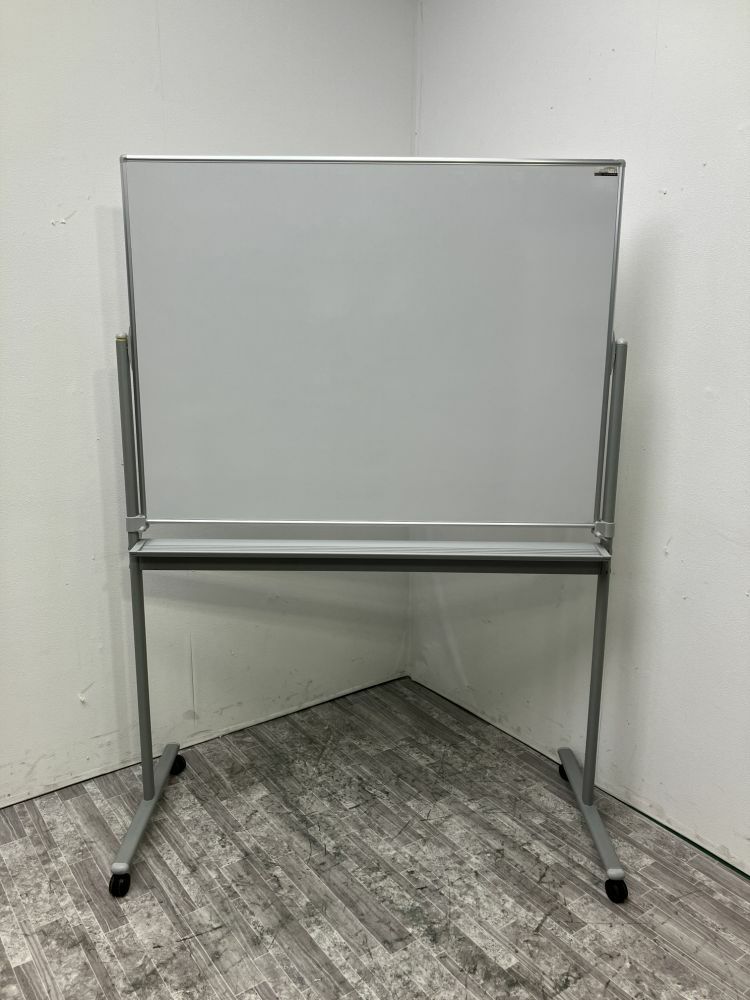 オカムラ1290脚付両面ホワイトボード 商品画像1