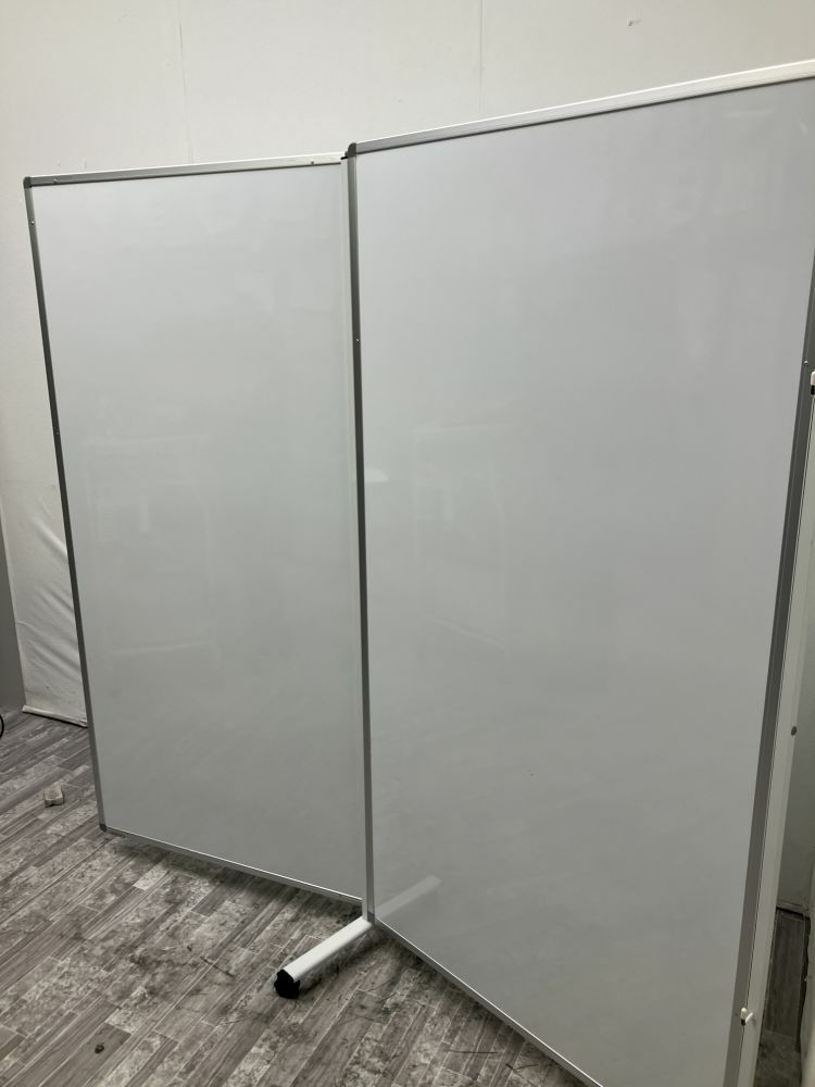 2連結ホワイトボードパーテーション 商品画像2