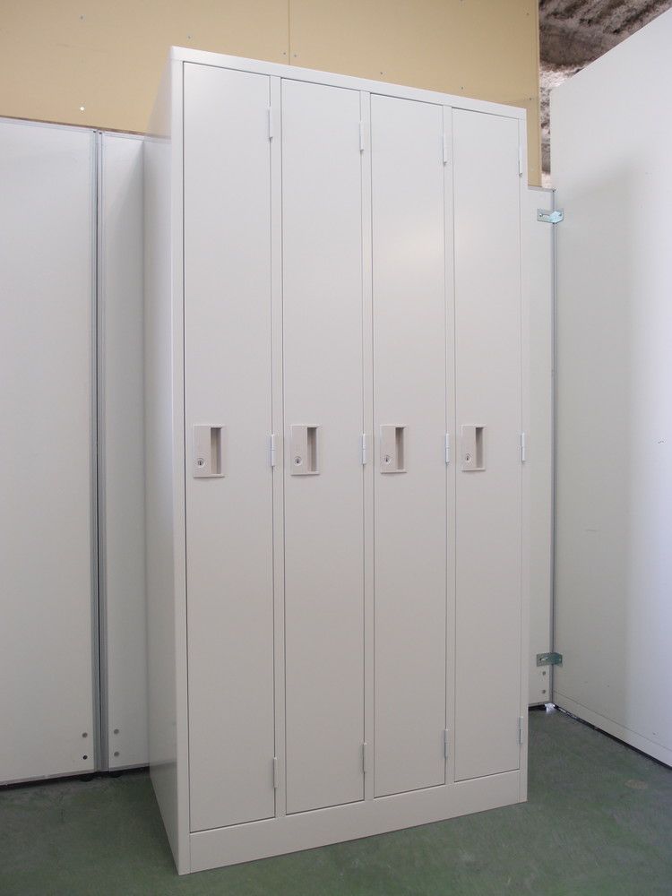 ムゲンドウ4人用ロッカー 商品画像1