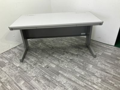 ウチダ（内田洋行）1400平デスク 商品画像1