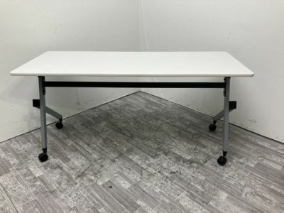 イトーキ1500サイドスタックテーブル 商品画像1