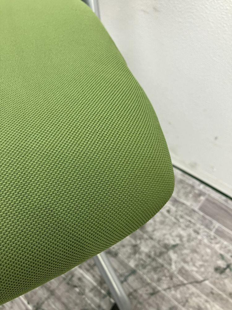 イトーキレクシブシリーズ 固定肘付レクシブチェア 商品画像6