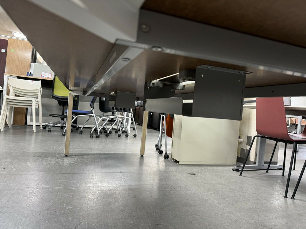 イトーキアクトリンクシリーズ 2400ミーティングテーブル 商品画像10