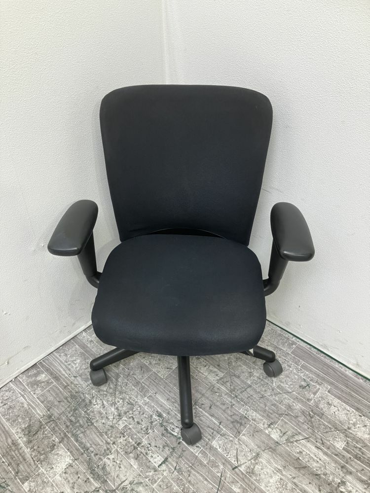 ヘイワース可動肘付ルックチェア 商品画像3