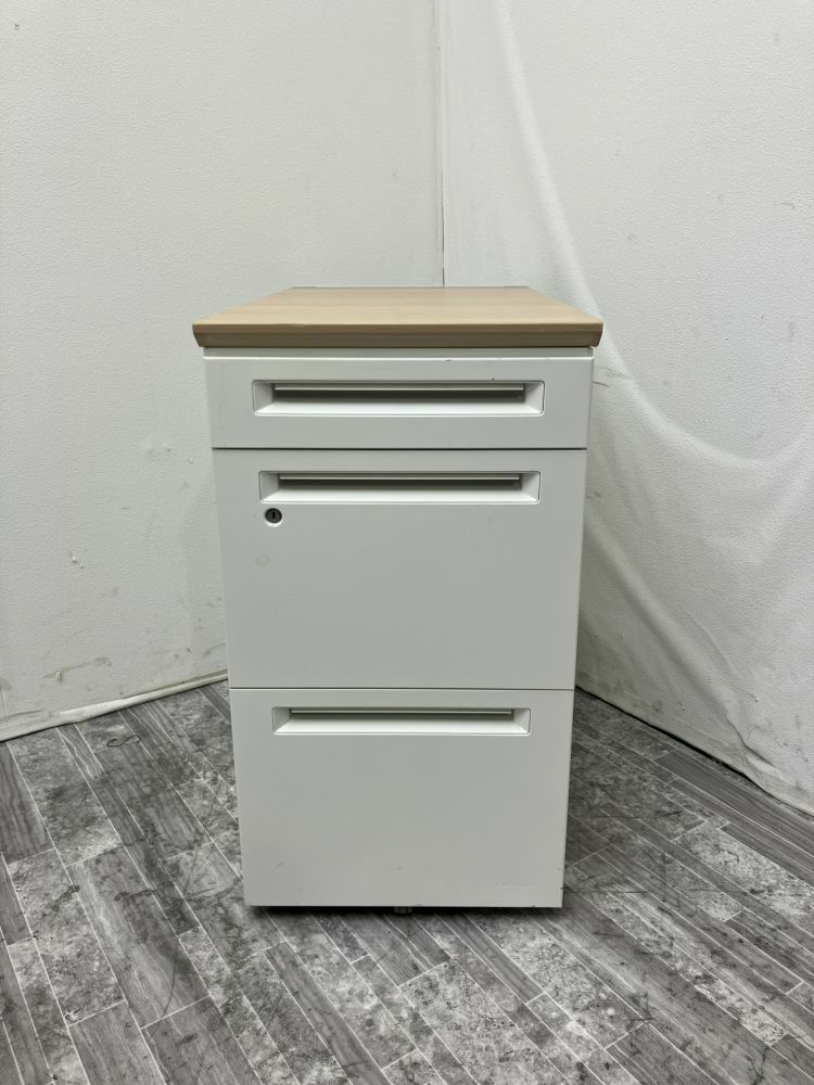 オカムラ3段脇机 商品画像2