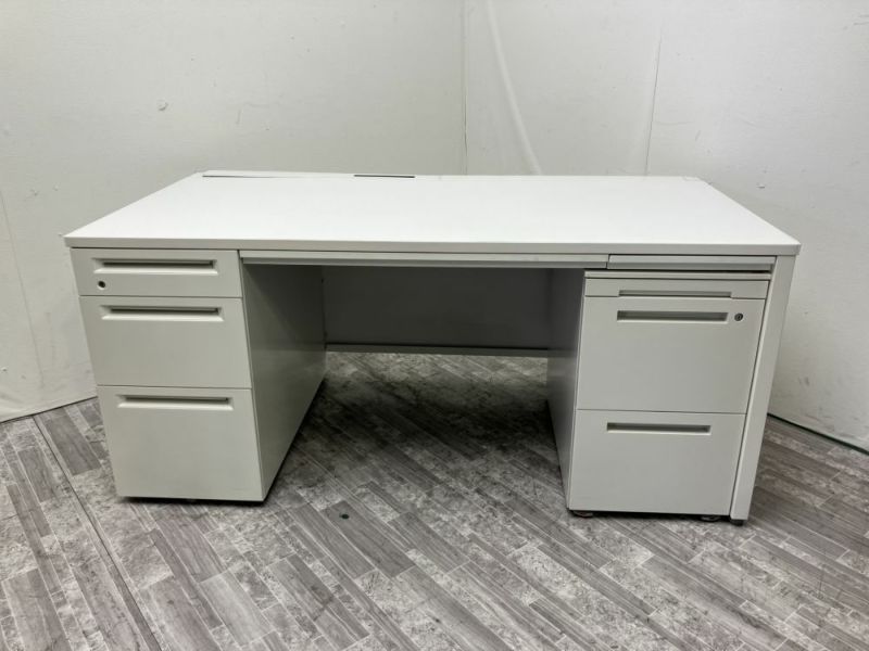 オカムラADVANCE（アドバンス）シリーズ 1600片袖デスク+ワゴンセット 商品画像1