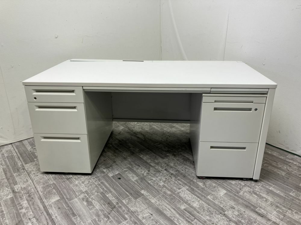 オカムラADVANCE（アドバンス）シリーズ 1600片袖デスク+ワゴンセット 商品画像1