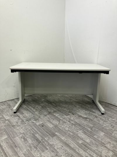 プラスフラットラインシリーズ 1400平デスク 商品画像1