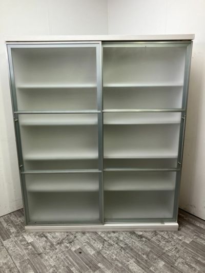 ガラス引違い書棚 商品画像1