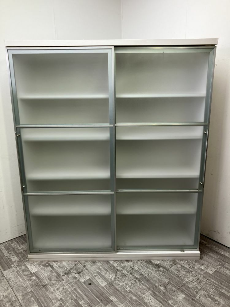 ガラス引違い書棚 商品画像1