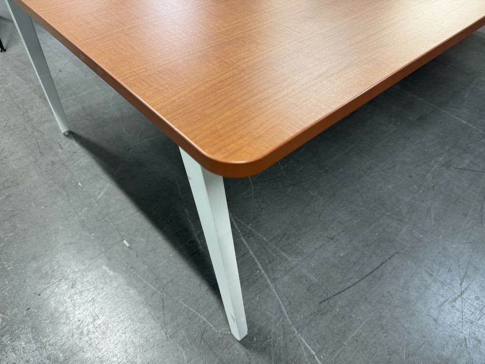 ウチダ（内田洋行）レムナ（LEMNA）シリーズ 3200ミーティングテーブル 商品画像3