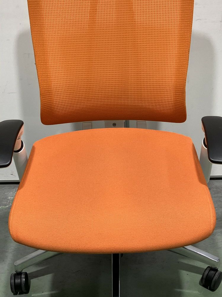 イトーキCeleeo(セレーオ)シリーズ 可動肘付セレーオチェア 商品画像9