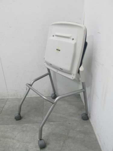 ウチダ（内田洋行）MF-180シリーズ ネスティングチェア 4脚セット 商品画像6