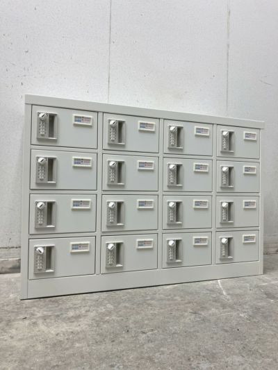 貴重品ロッカー