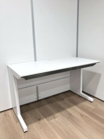 コクヨisシリーズ 1200平デスク 商品画像1