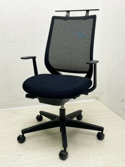 コクヨMitra2（ミトラ2）チェア 固定肘付ミトラ2チェア 商品画像1