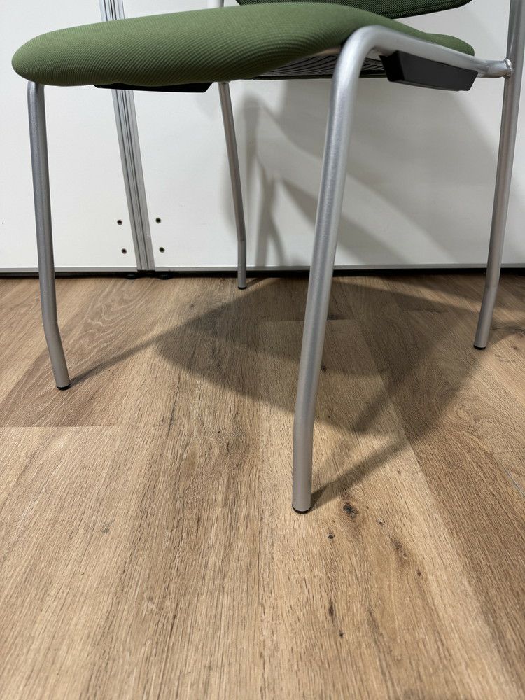 イトーキステンザシリーズ スタッキングチェア 商品画像6