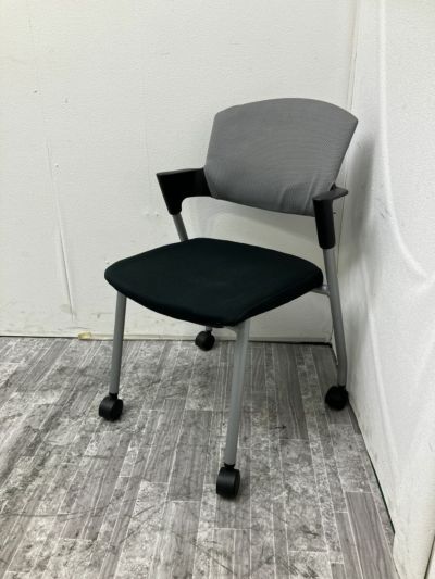 コクヨ プロッティシリーズ スタッキングチェア
