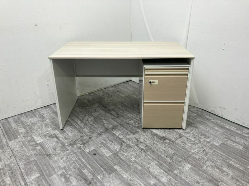 オカムラソリストシリーズ 1200平デスク+ワゴンセット 商品画像1