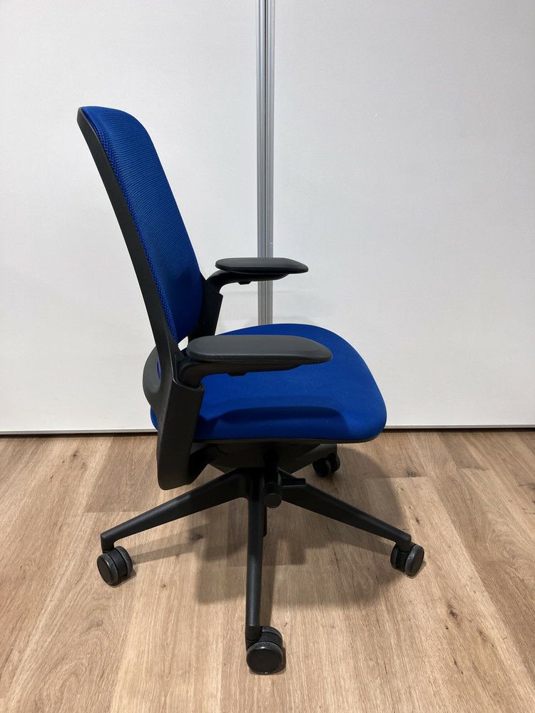 スチールケースSeries 1（シリーズ1）チェア 可動肘付シリーズワンチェア 商品画像5