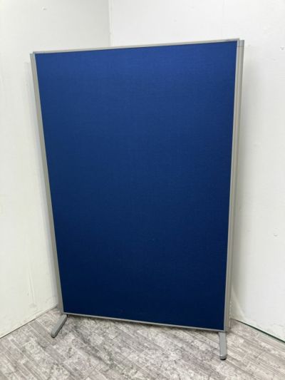 トヨスチール自立パーティション 商品画像1