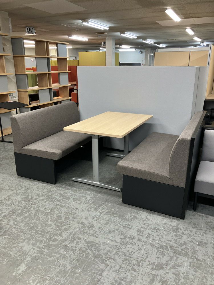 オカムラ4人用ミーティングセット 商品画像1